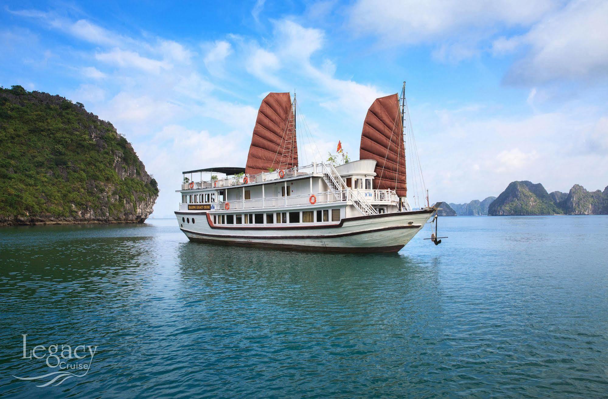 Отель Legacy Cruise Халонг Экстерьер фото